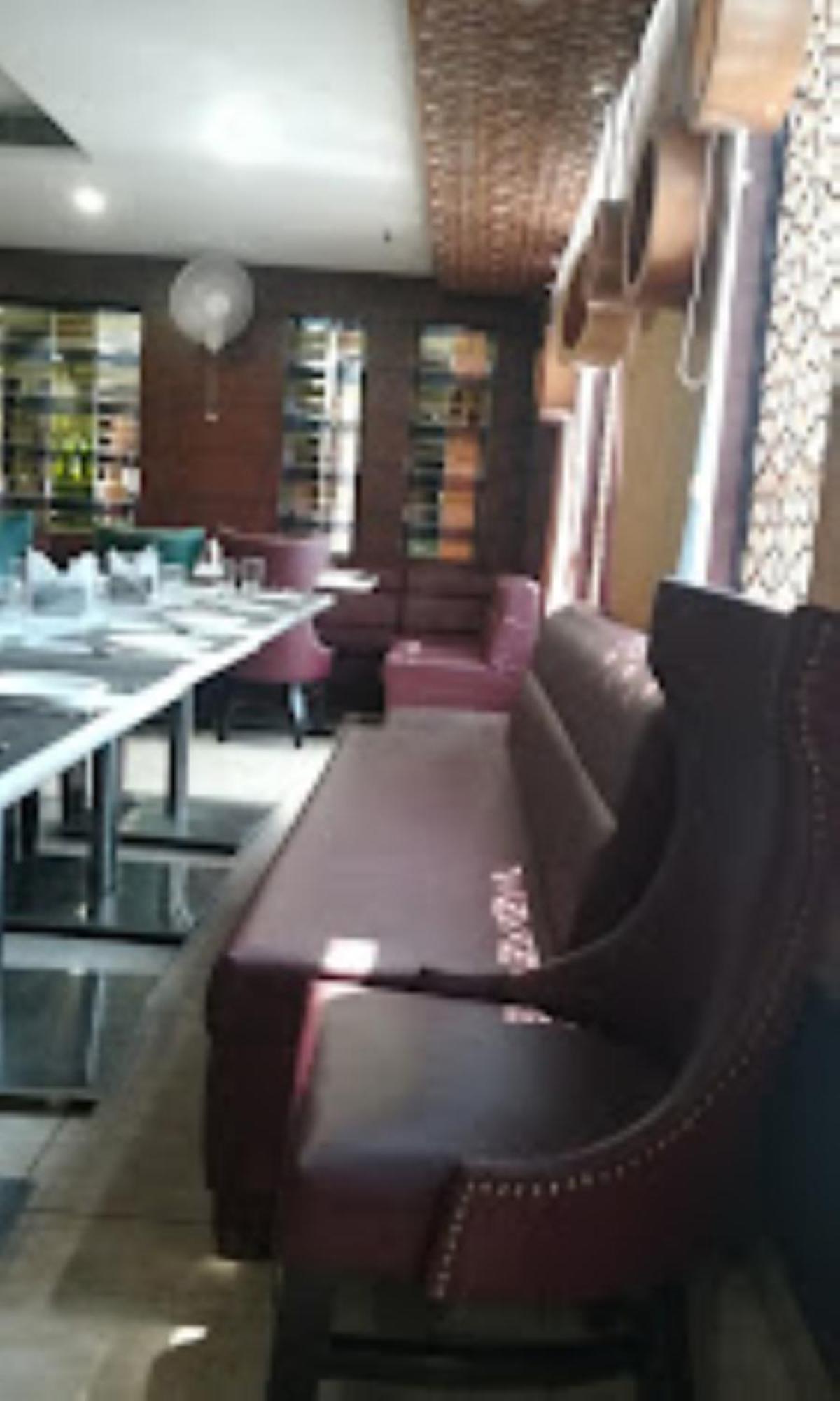Hotel Royal Palace Hapur Zewnętrze zdjęcie